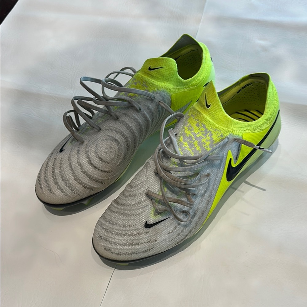 Nike Gray and Neon Yellow Soccer Cleats phantom gx 2 elite